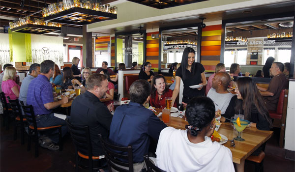 10 Ways To Save Money When Eating Out